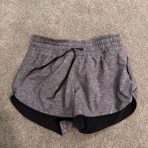 Lululemon double sided athletic shorts size 6